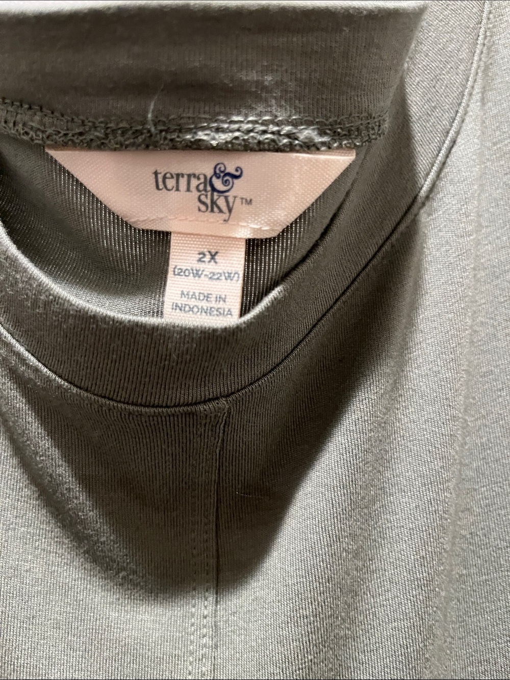 Terra & Sky Olive Green Knit Midi Dress - Picture 2 of 7